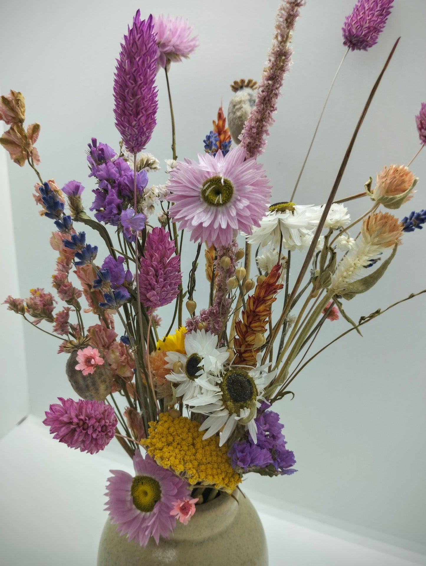 Combipakket: Keramieke vaasje + Decoratieve rechthoekige fotokader + Plantenpotje met gezichtje met droogbloemen