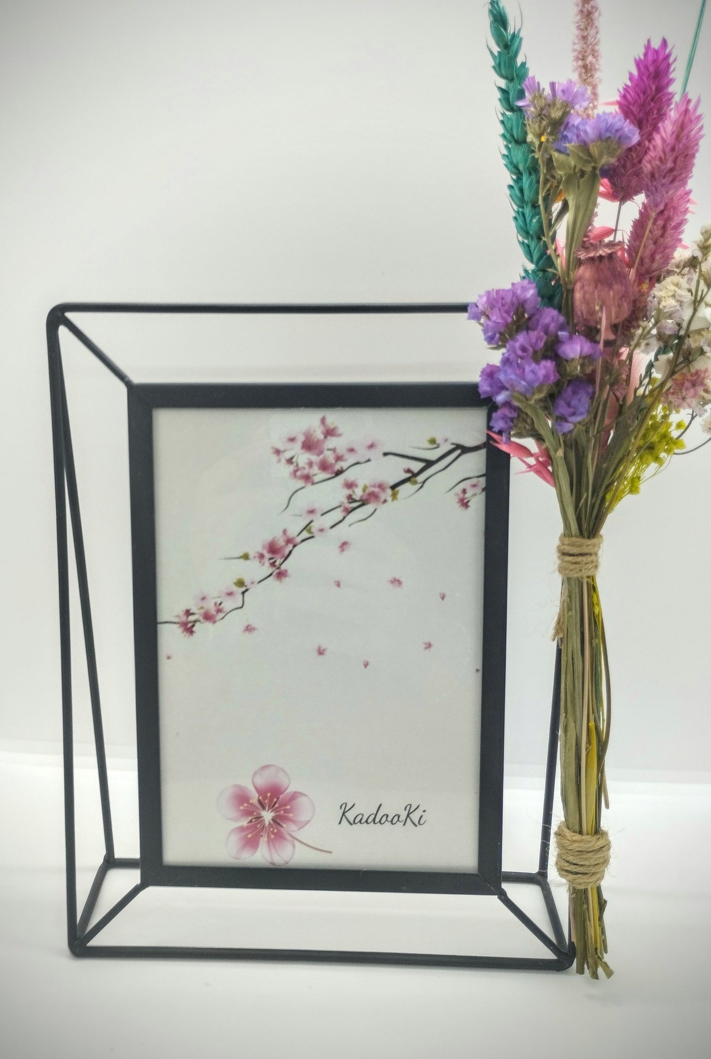 Combipakket: Keramieke vaasje + Decoratieve rechthoekige fotokader + Plantenpotje met gezichtje met droogbloemen