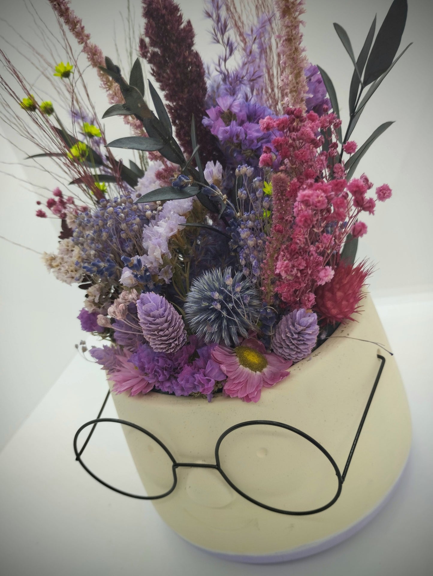 Plantenpotje met gezichtje & droogbloemetjes - Medium
