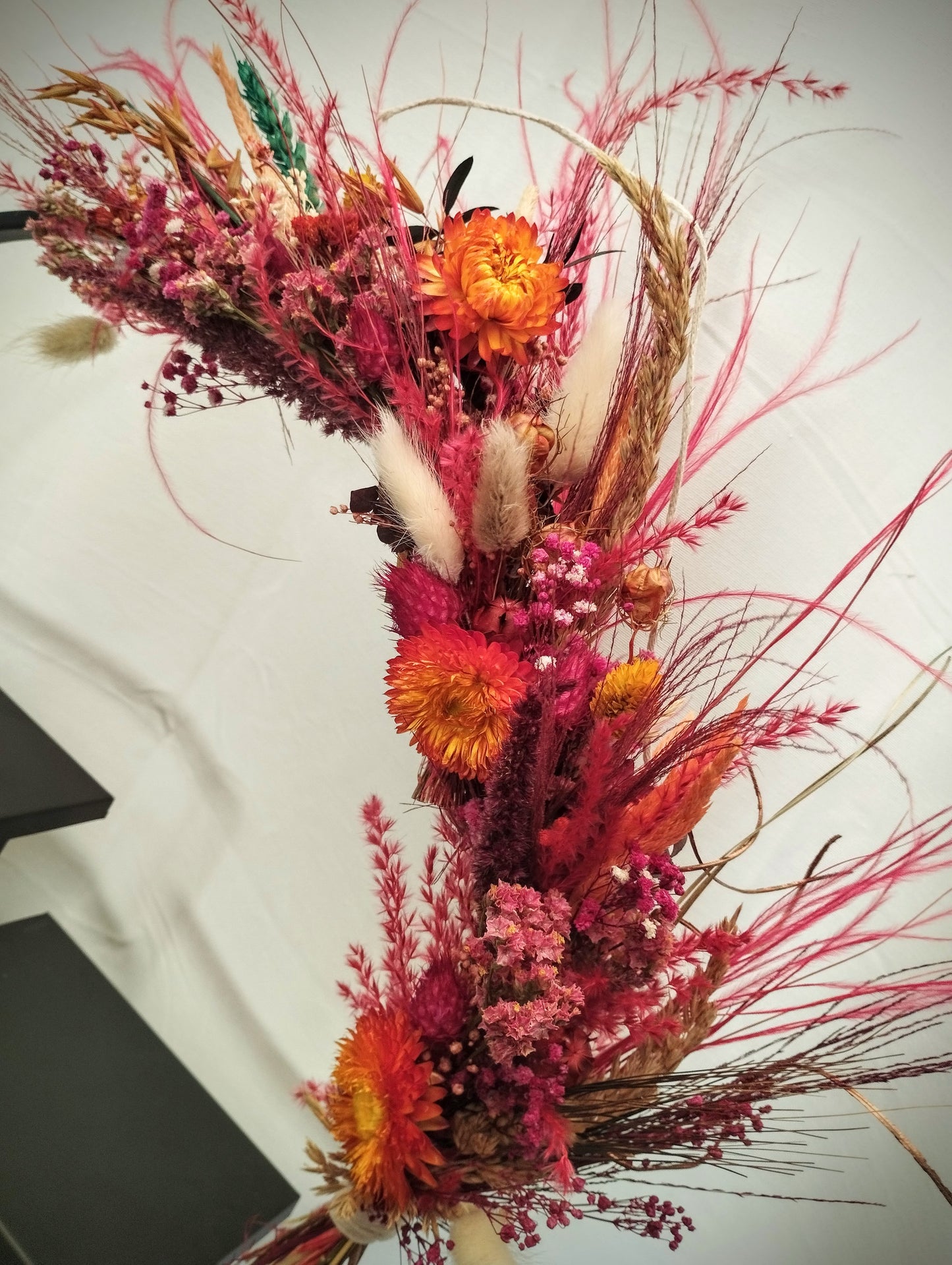 Combipakket : Decoratieve staander + vaasje met droogbloemen