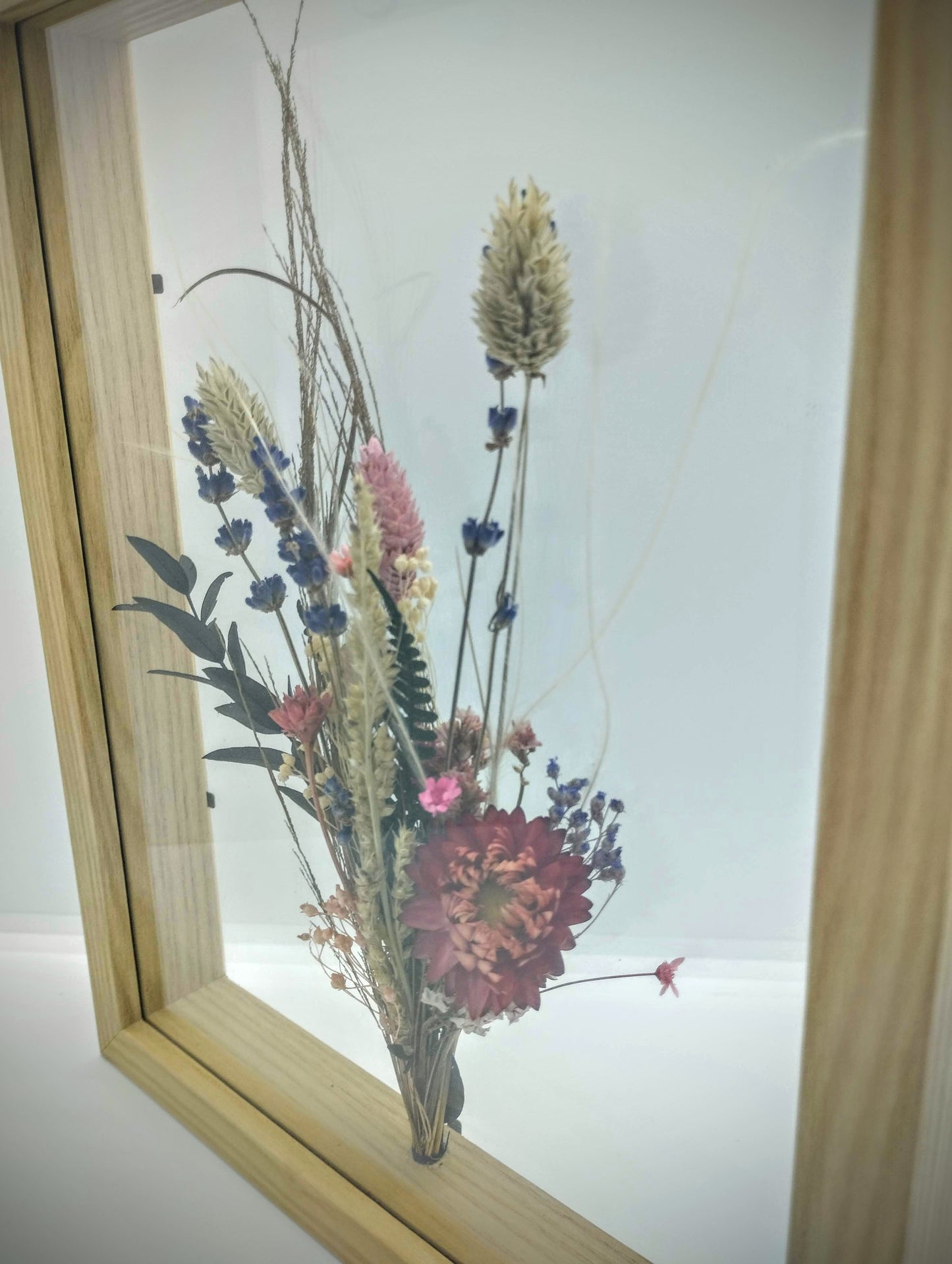 Droogbloemen in houten kader XL