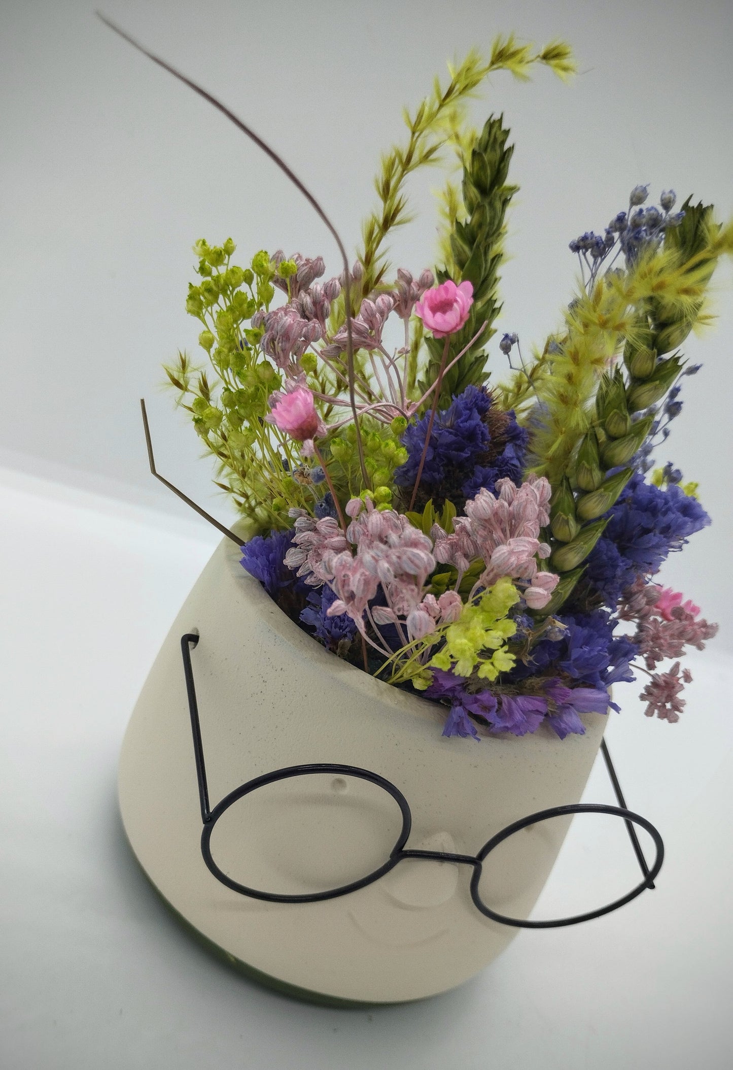 Plantenpotje met gezichtje & droogbloemetjes - Small
