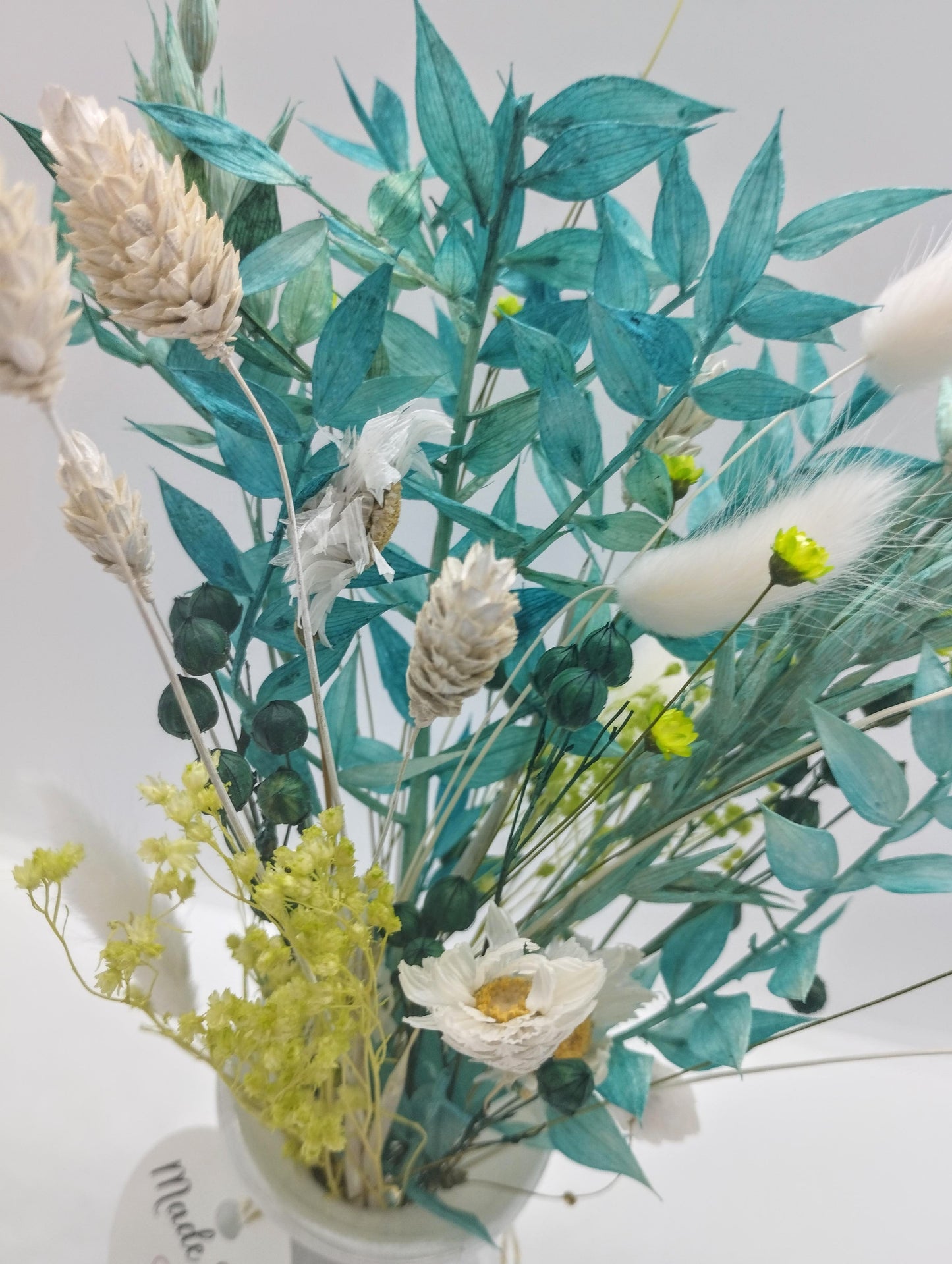 Droogbloemen in kleurrijk Porseleine vaasje
