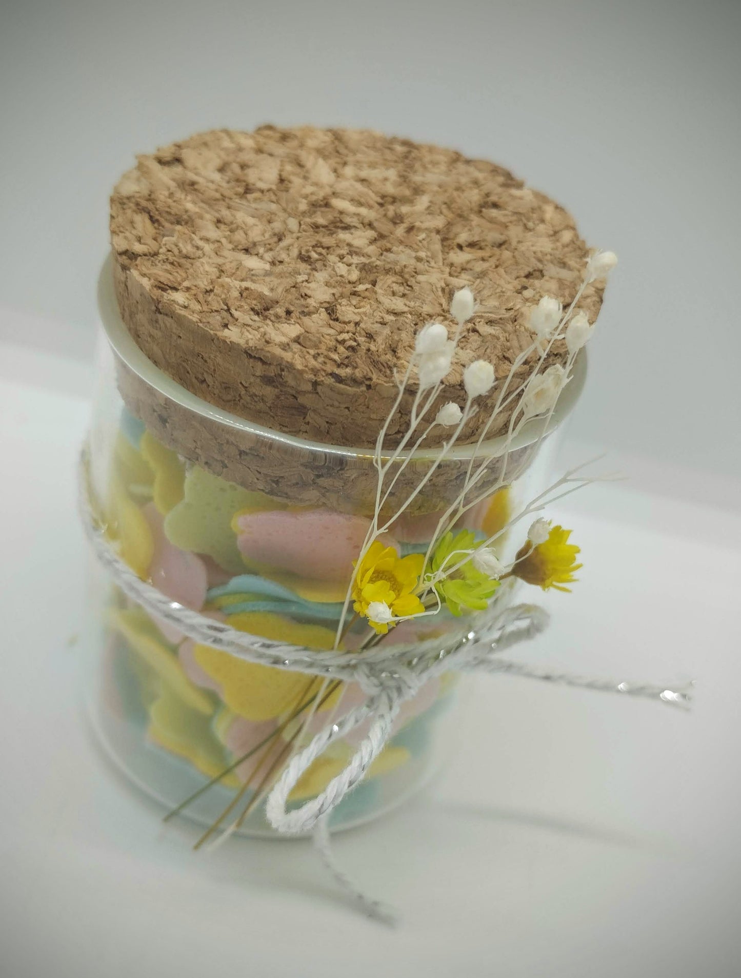 Zeepconfetti met droogbloemen