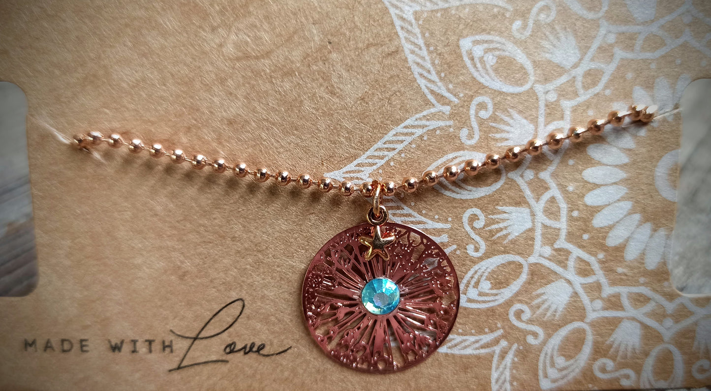 Ketting - Bohemian wish flower (Rosé)- swar. Aqua blue aurore 4,7mm