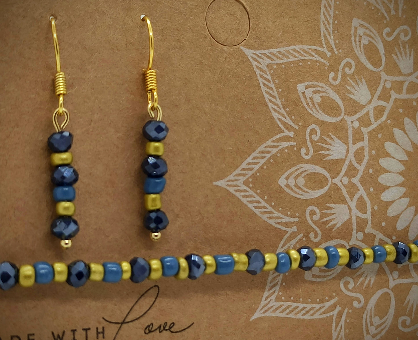 Kralen Armbandje (Dark Blue) met bijpassend oorbellensetje - hangertjes (Zilver/RVS)
