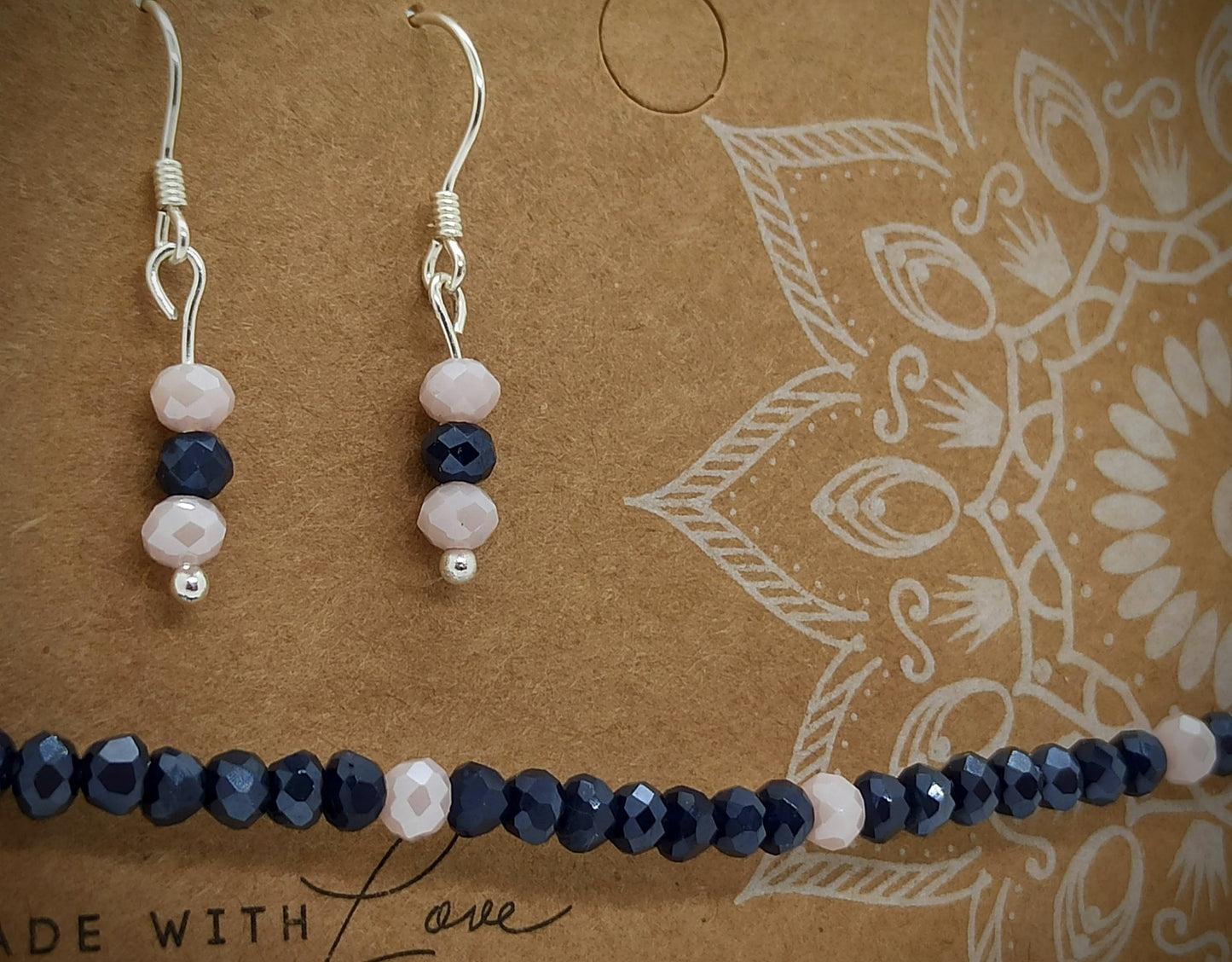 Kralen Armbandje (Classic Blue) met bijpassend oorbellensetje - hangertjes (Zilver/RVS)