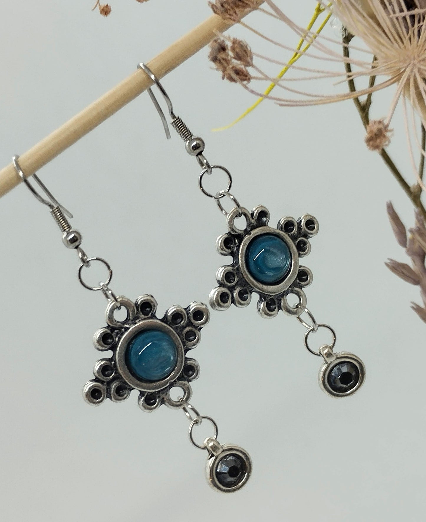 Oorbellenset Curly setting met Dark polaris and little black shiny element - Hanger (Zilver - Nikkelvrij)