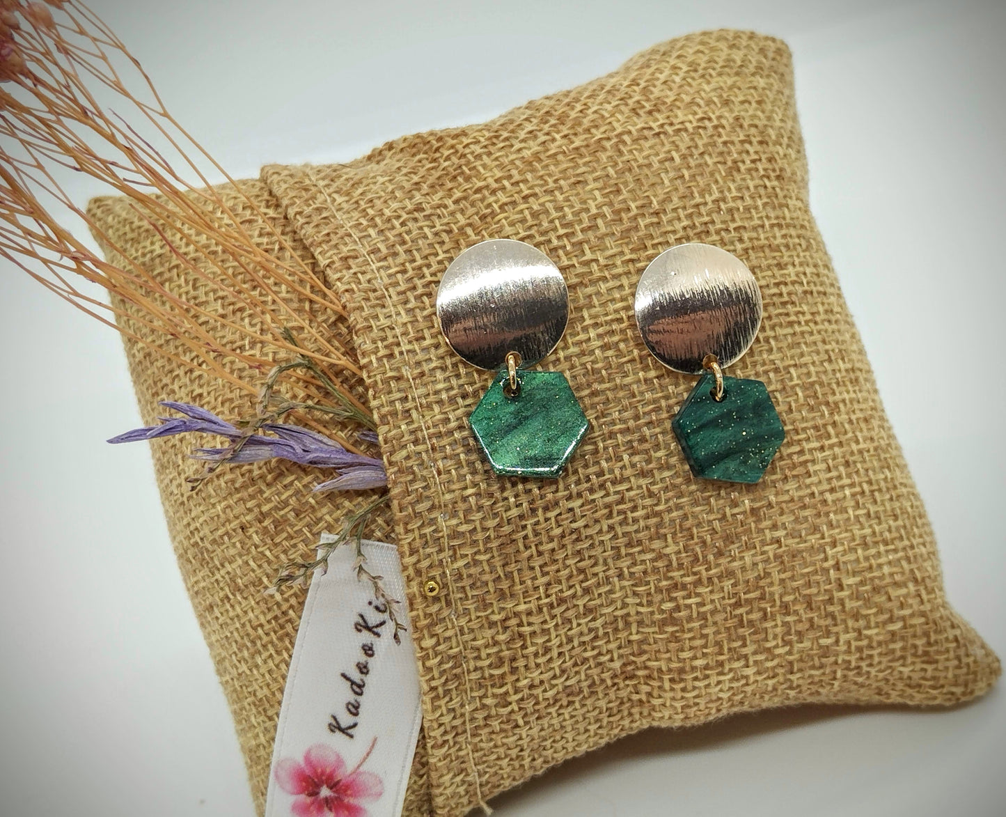 Oorbellenset Resin hangertjes Hexagon Ocean Green (Rose- Nikkelvrij)