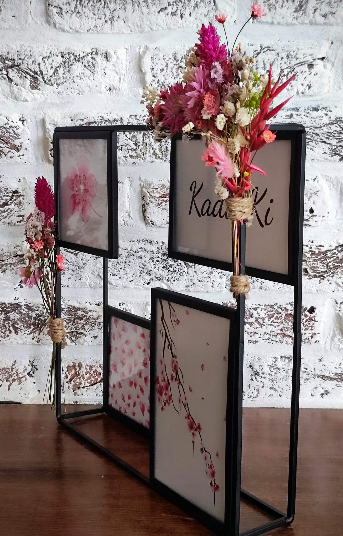 Decoratieve vierkante Fotokader met droogbloemen