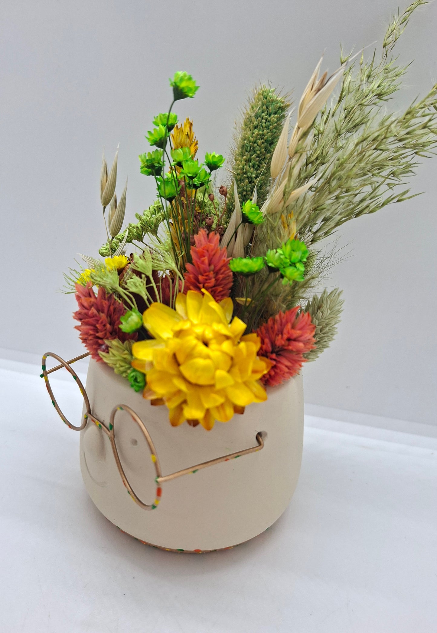 Plantenpotje met gezichtje & droogbloemetjes - Small