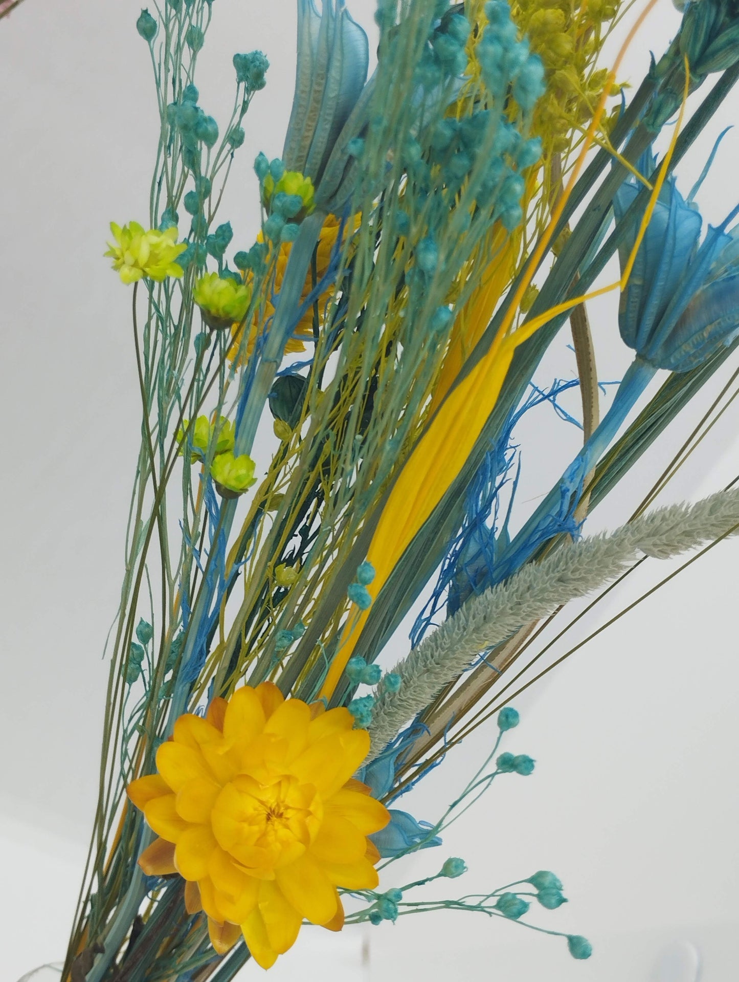Droogbloemen in bubble-vaasje