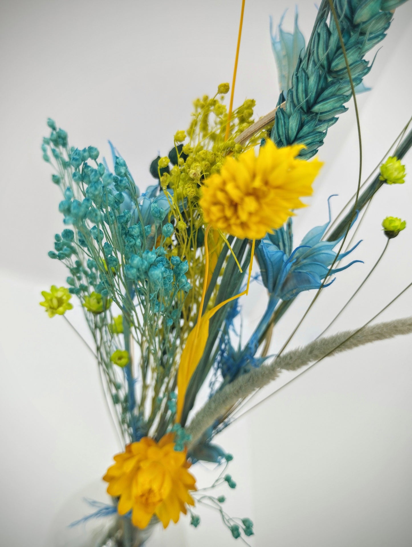 Droogbloemen in bubble-vaasje