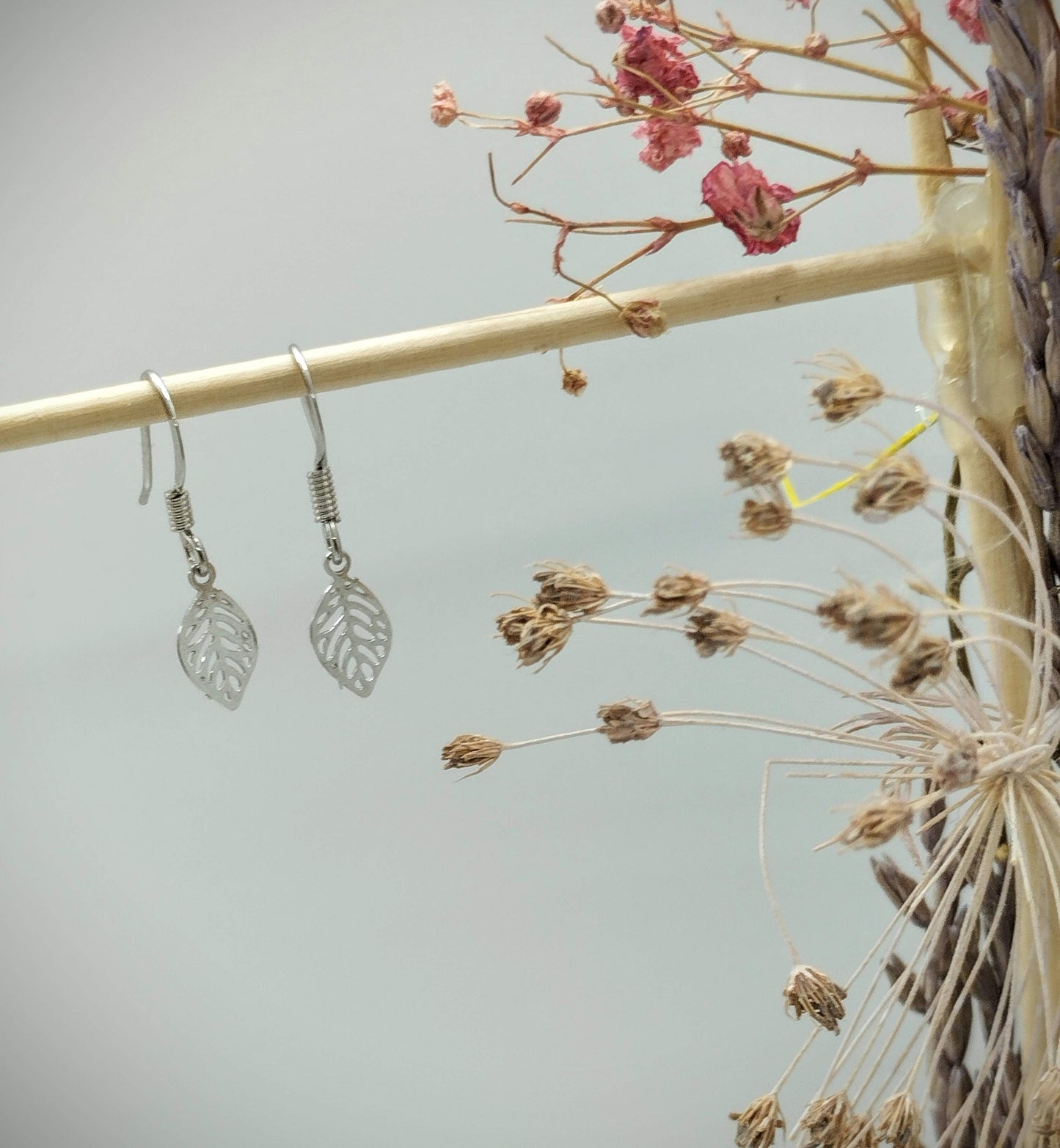 Oorbellenset - kleine generfde blaadjes hangers - zilver (nikkelvrij)