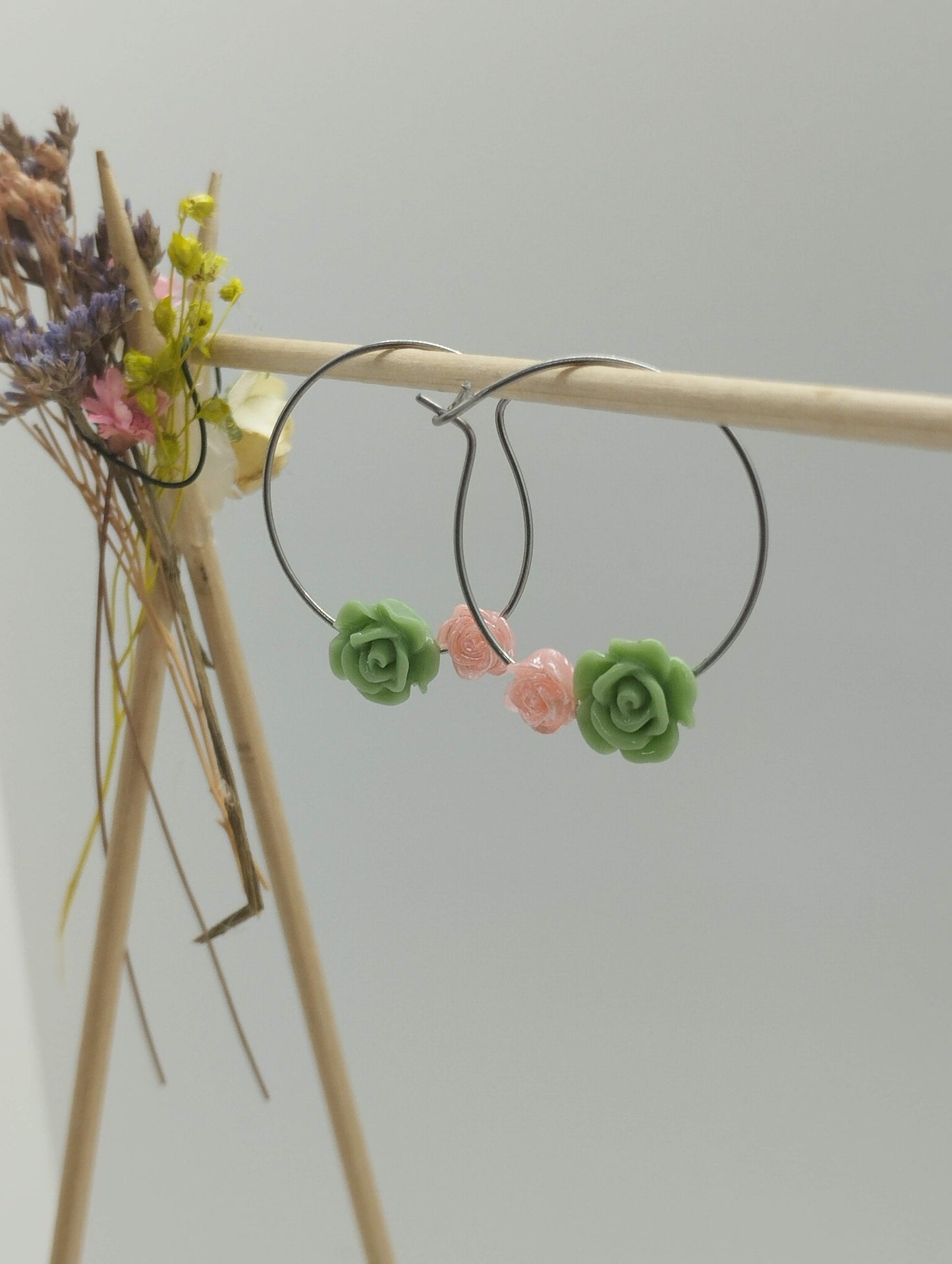 Oorbellenset bloemen - ronde Hangers (zilver - Nikkelvrij)