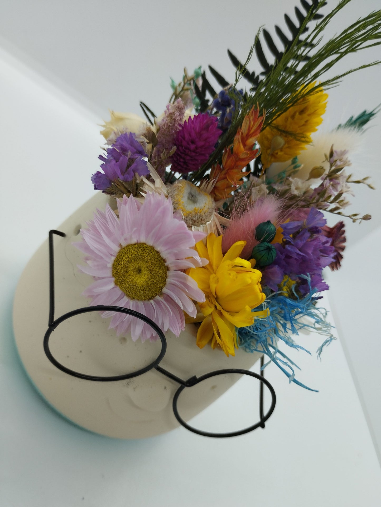 Plantenpotje met gezichtje & droogbloemetjes - Small