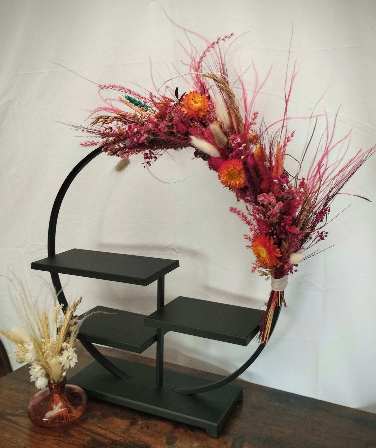 Combipakket : Decoratieve staander + vaasje met droogbloemen