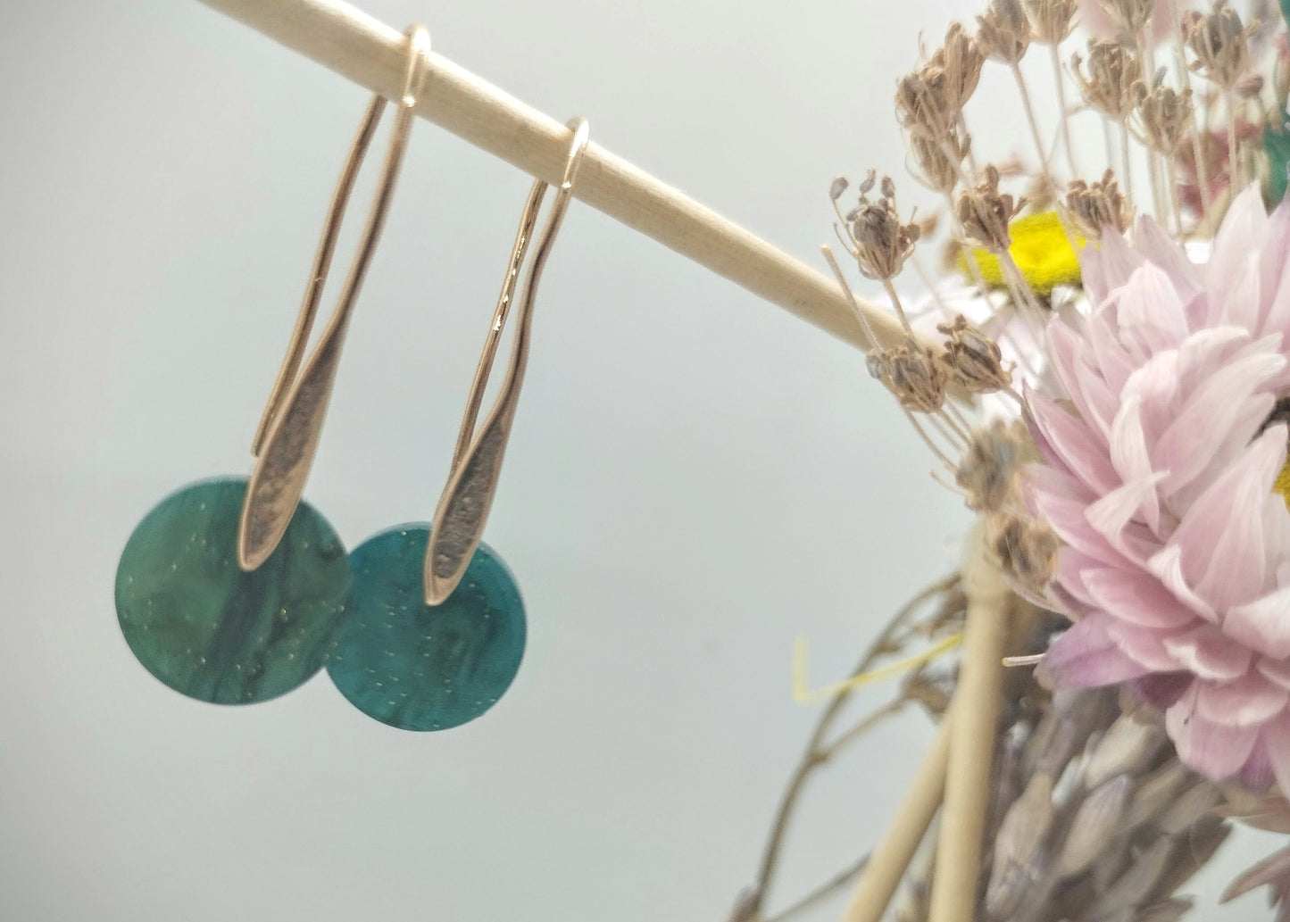 Oorbellenset Crystal Resin Ocean Green - Hanger (Rosé- Nikkelvrij)