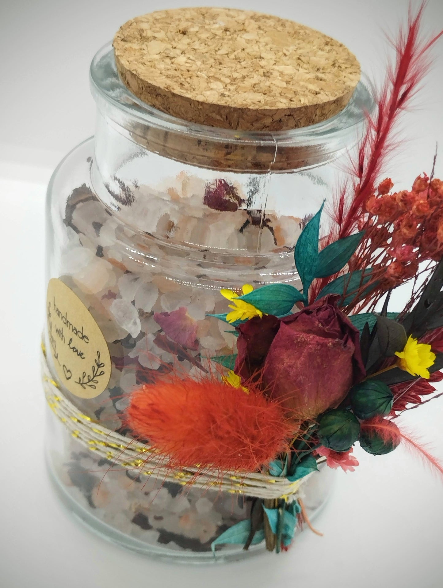 Badzout met droogbloemen - hibiscus & rozenblaadjes