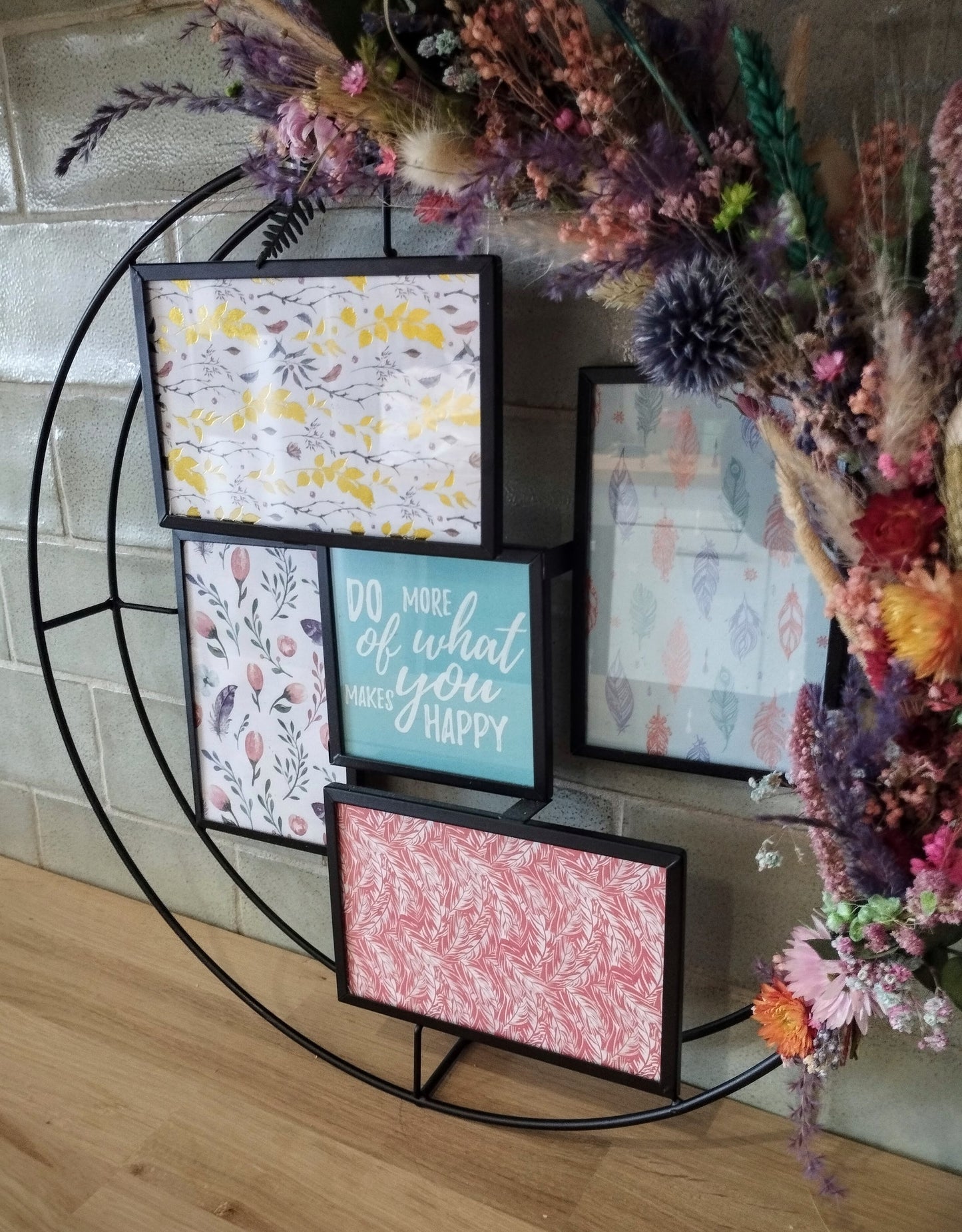 Decoratieve ronde Fotokader met droogbloemen