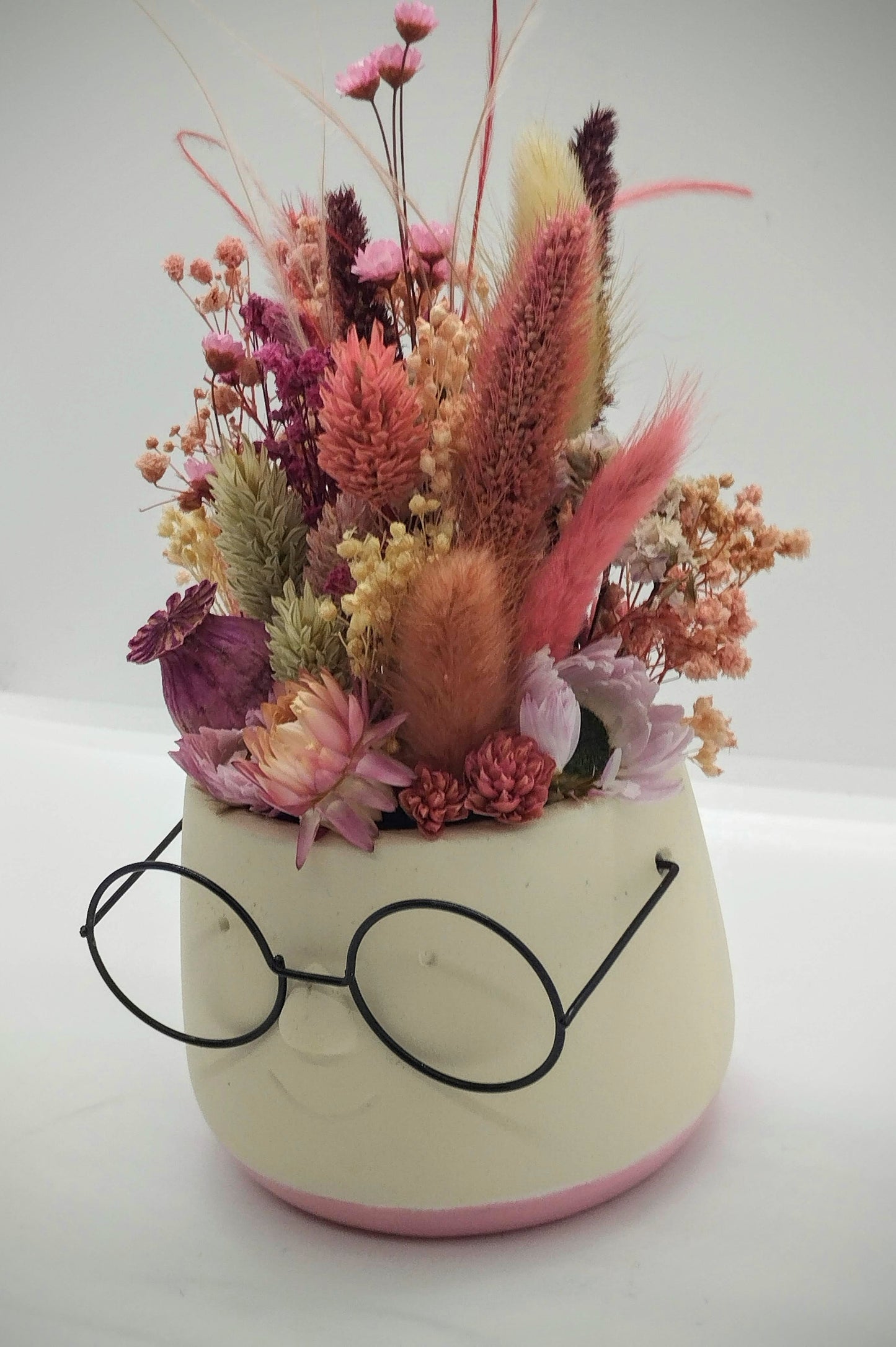 Plantenpotje met gezichtje & droogbloemetjes - Medium (gereserveerd)