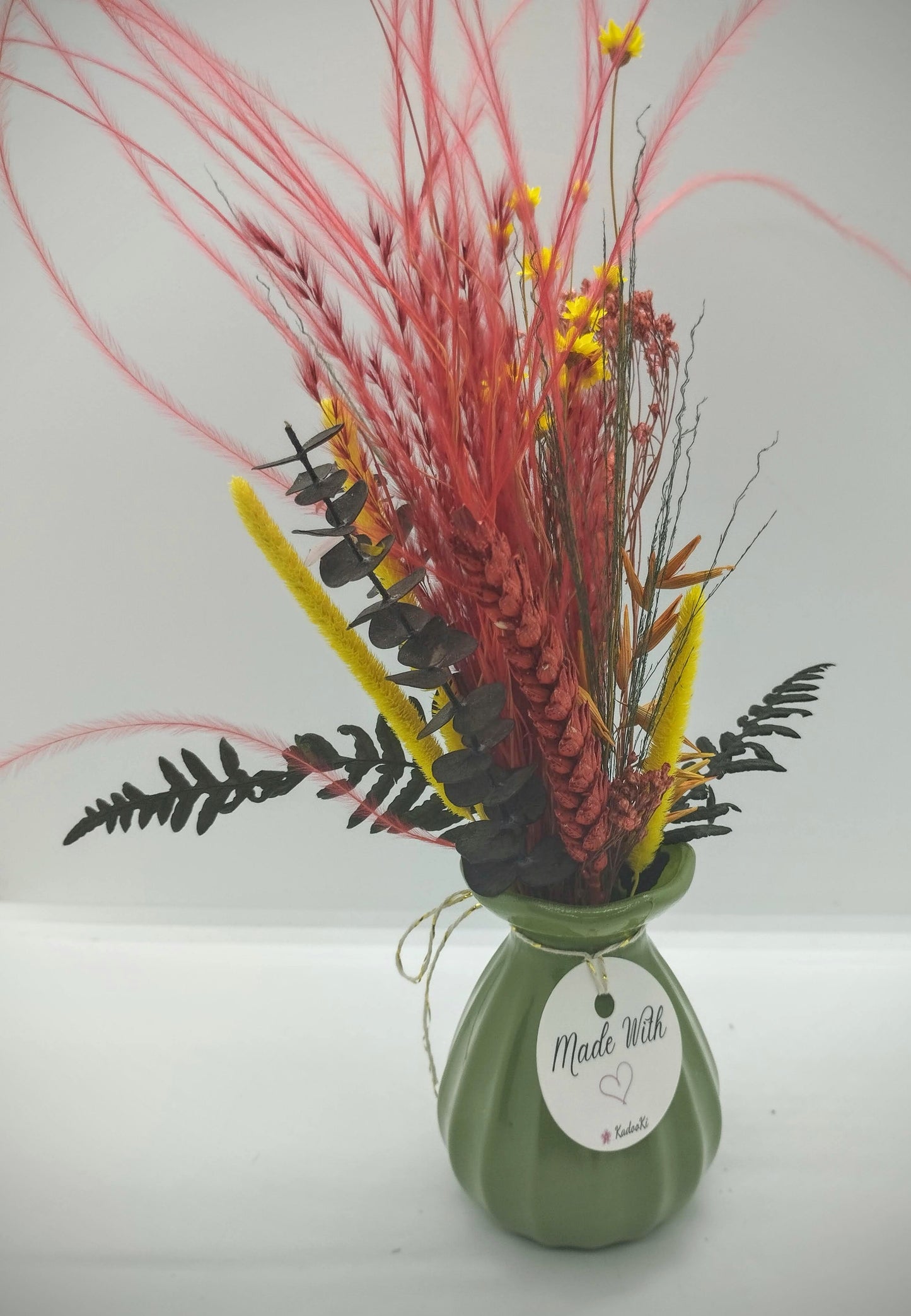 Droogbloemen in kleurrijk Porseleine vaasje