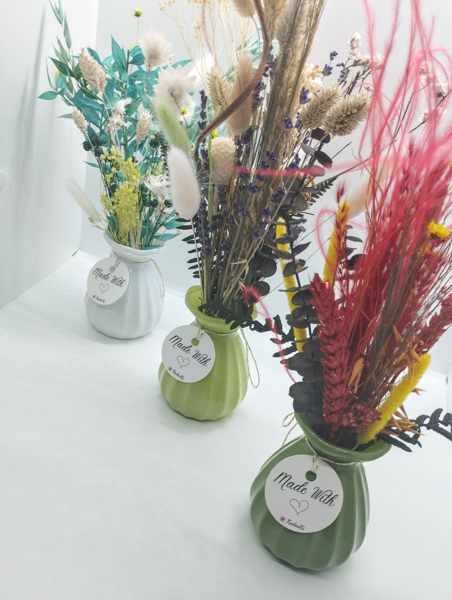 Droogbloemen in kleurrijk Porseleine vaasje
