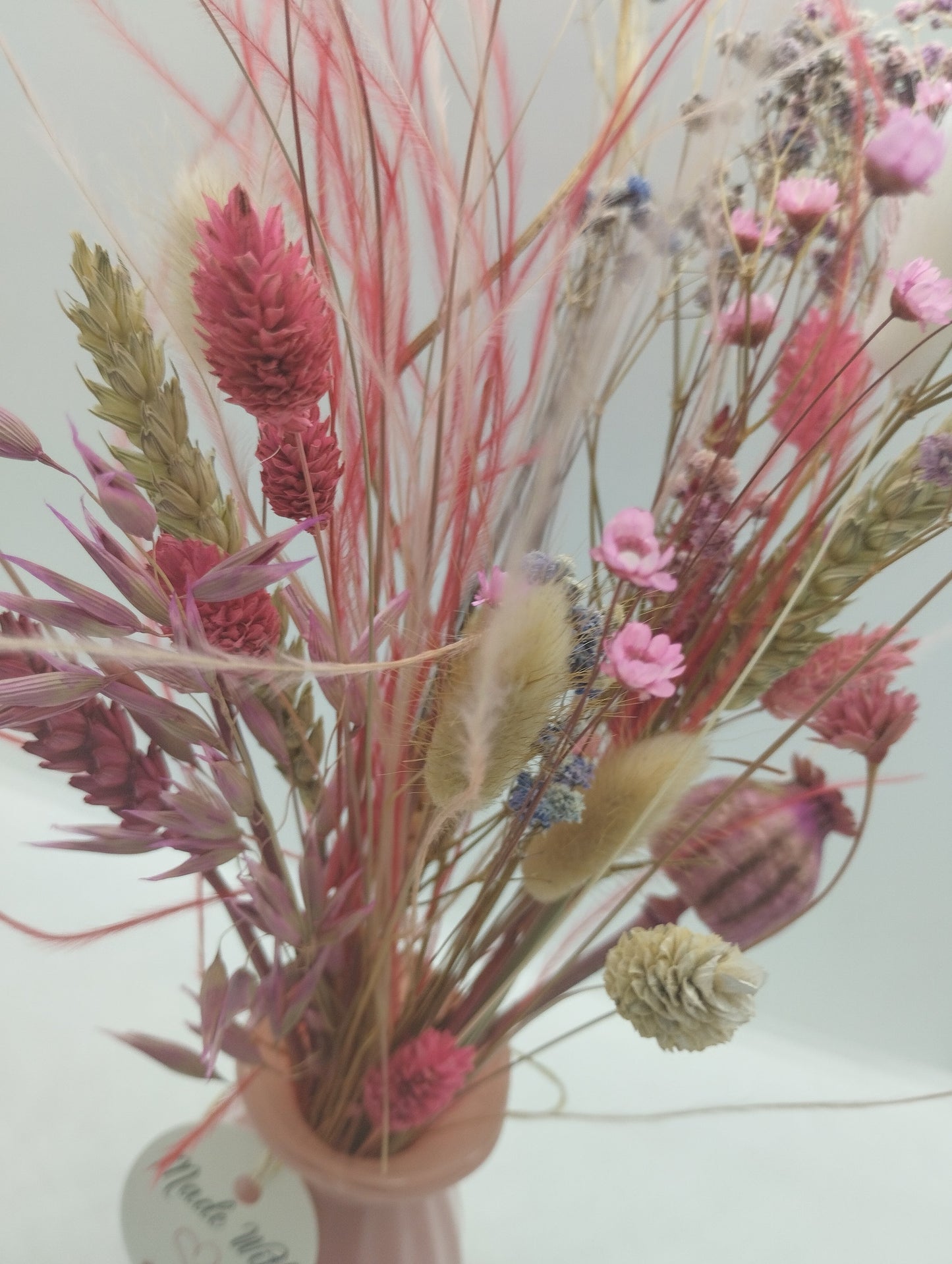 Droogbloemen in kleurrijk Porseleine vaasje