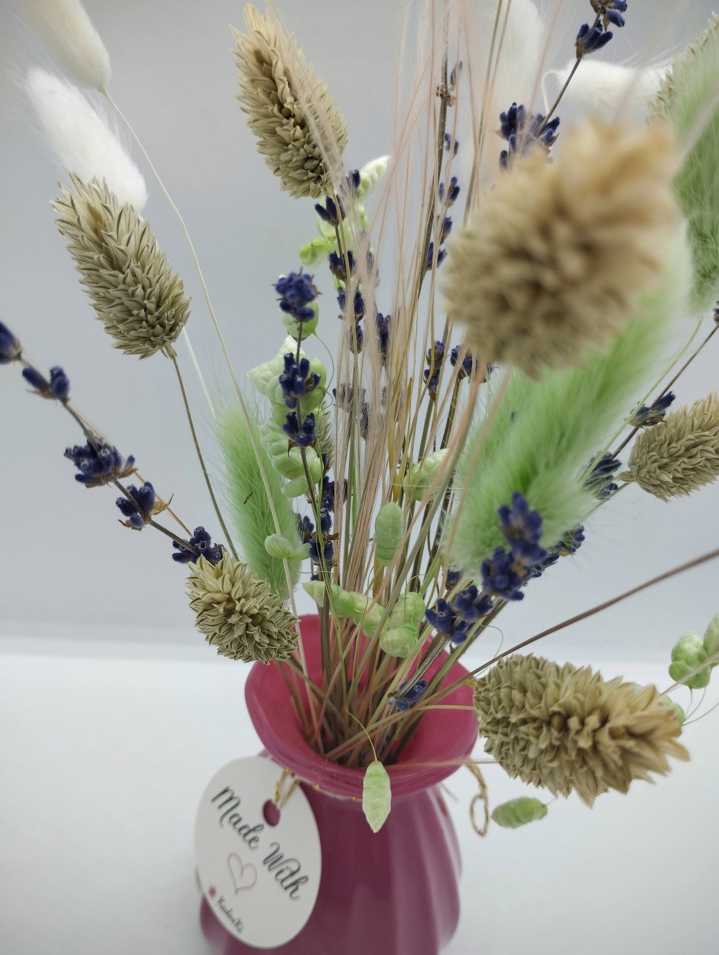 Droogbloemen in kleurrijk Porseleine vaasje