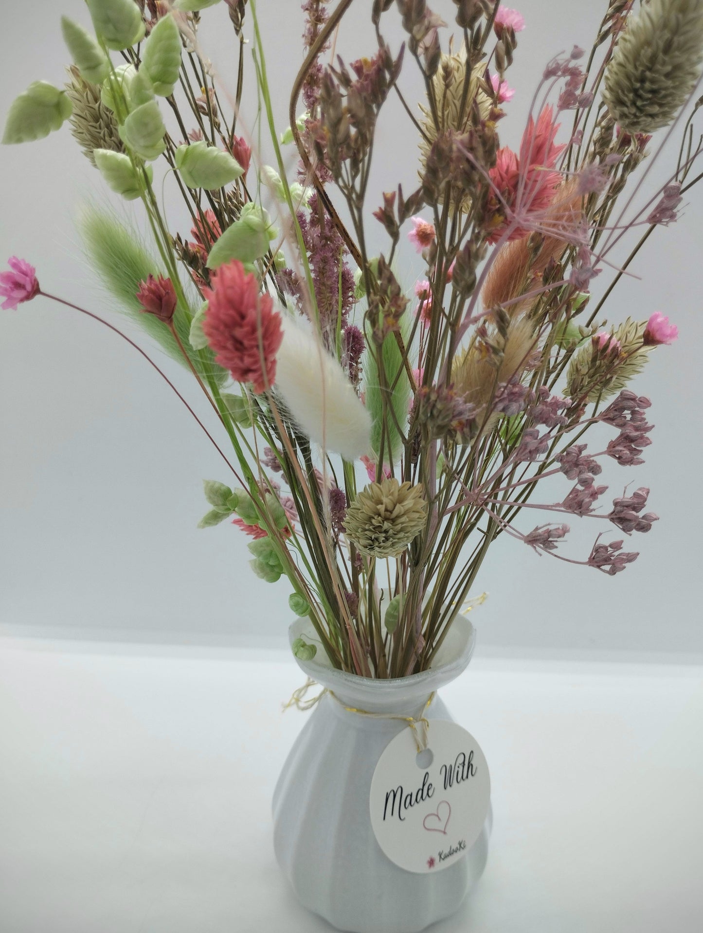 Droogbloemen in kleurrijk Porseleine vaasje