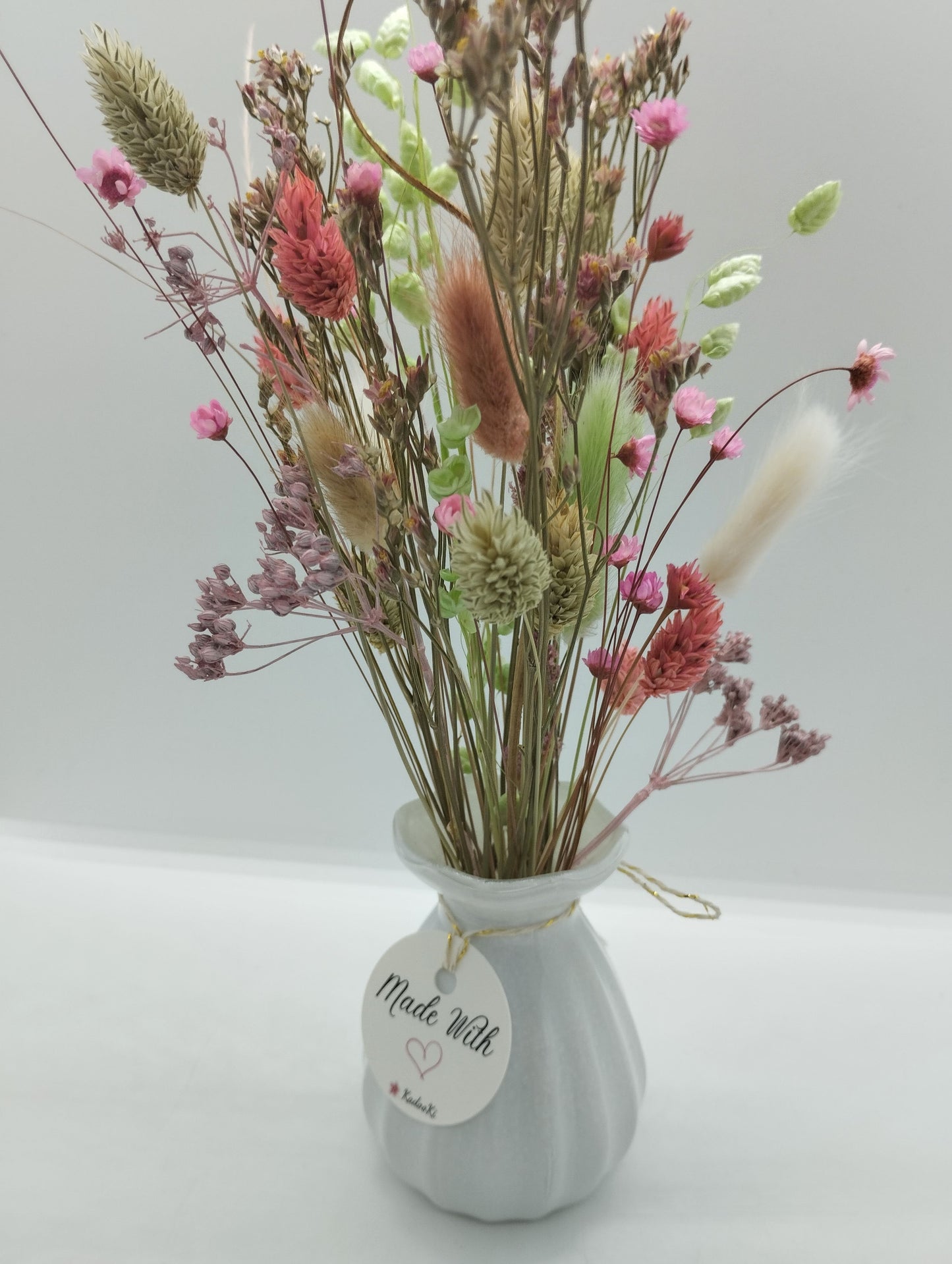 Droogbloemen in kleurrijk Porseleine vaasje