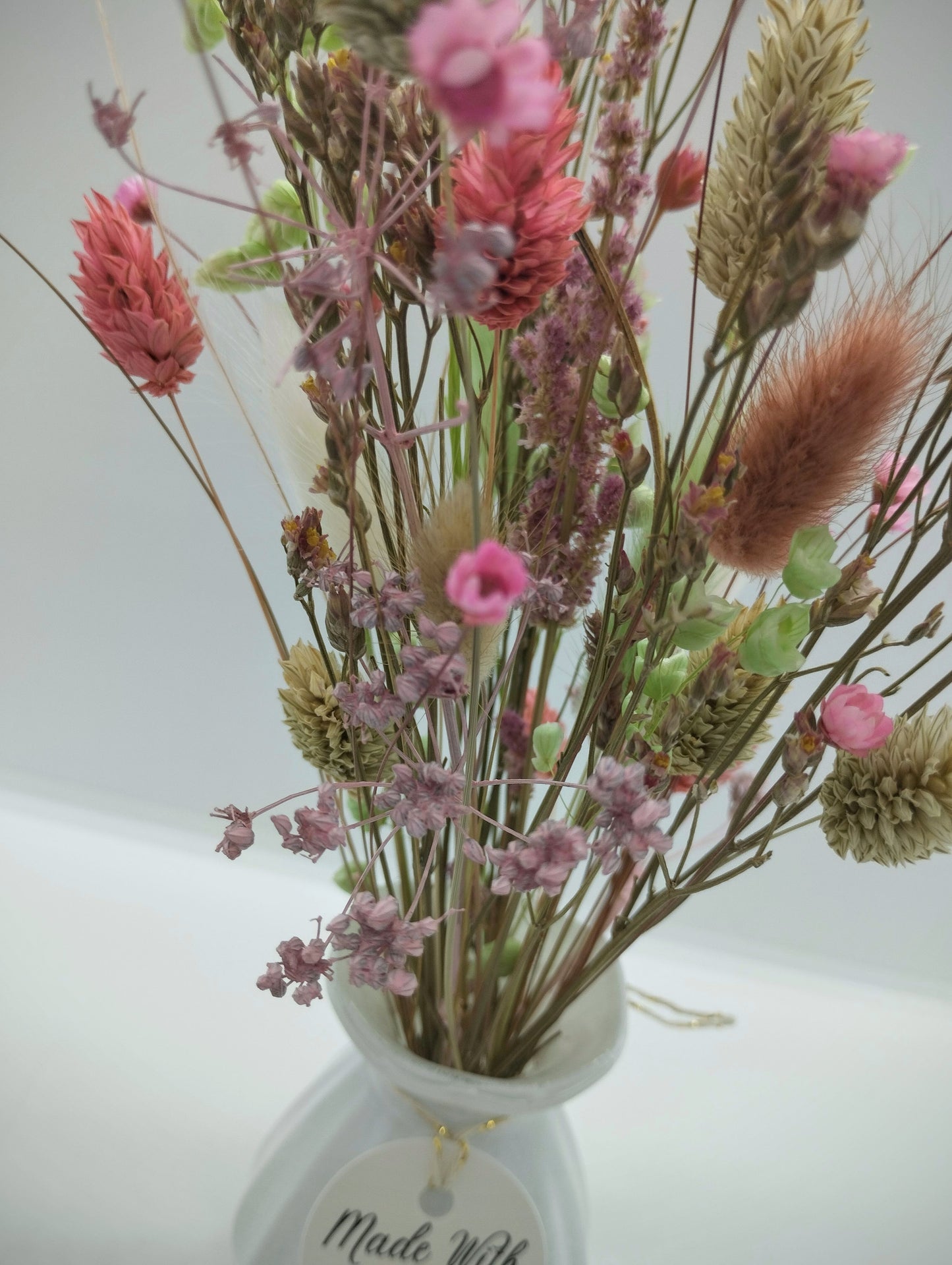 Droogbloemen in kleurrijk Porseleine vaasje