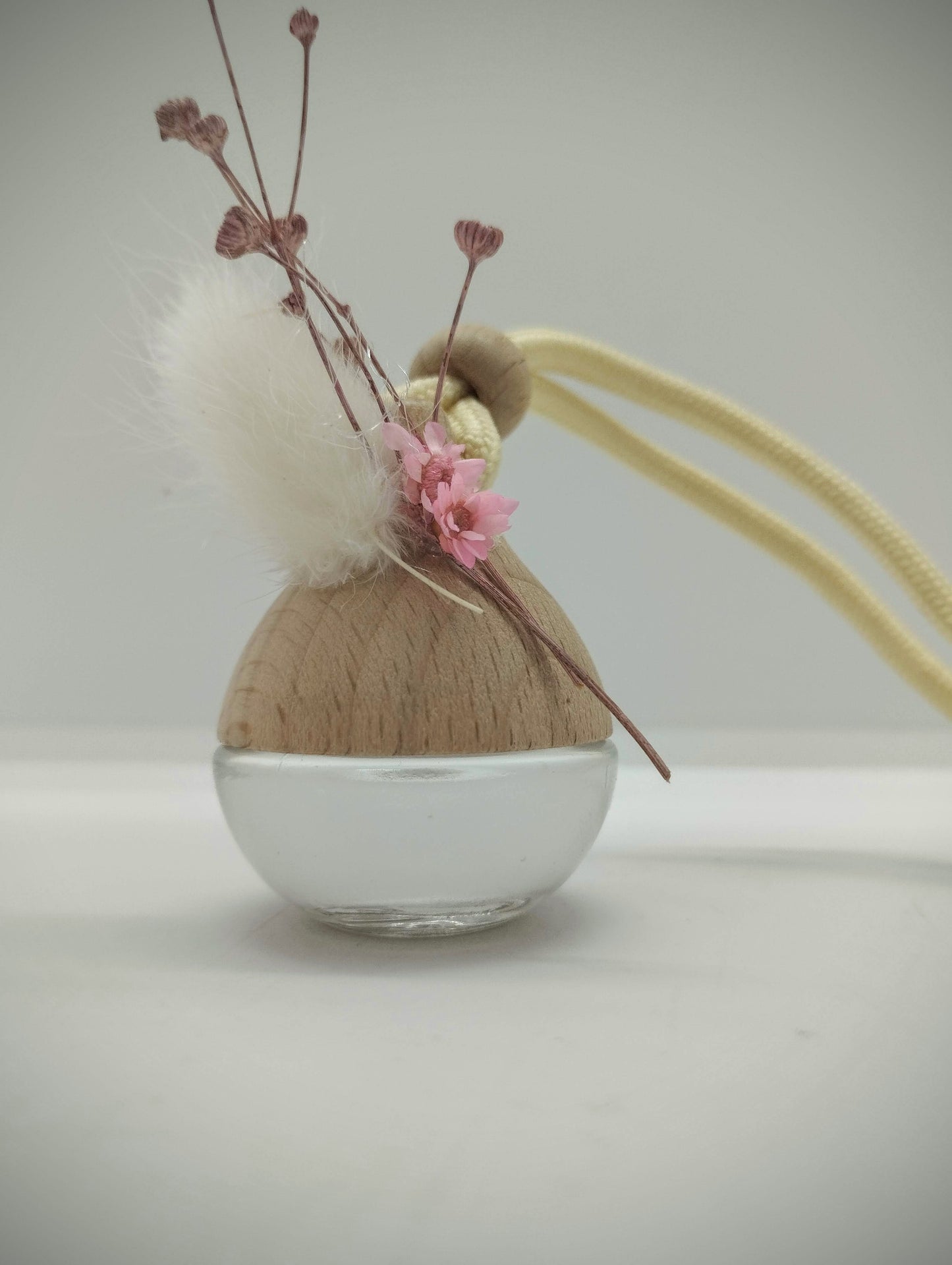 Geurhangertje met droogbloemetjes