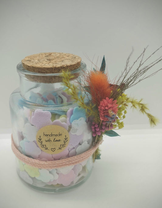 Zeepconfetti met droogbloemen