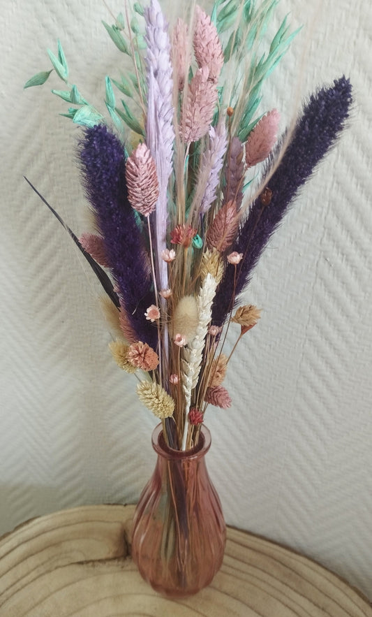 Droogbloemen in kleurrijk vaasje