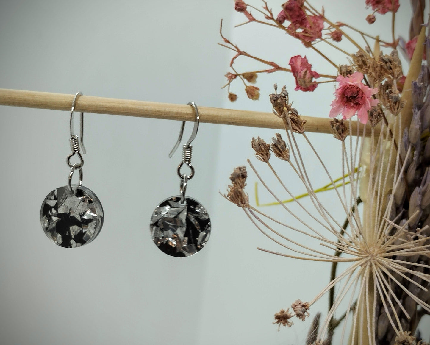 Oorbellenset Resin hangertjes Rond SILVER-BLACK  (Zilver- Nikkelvrij)