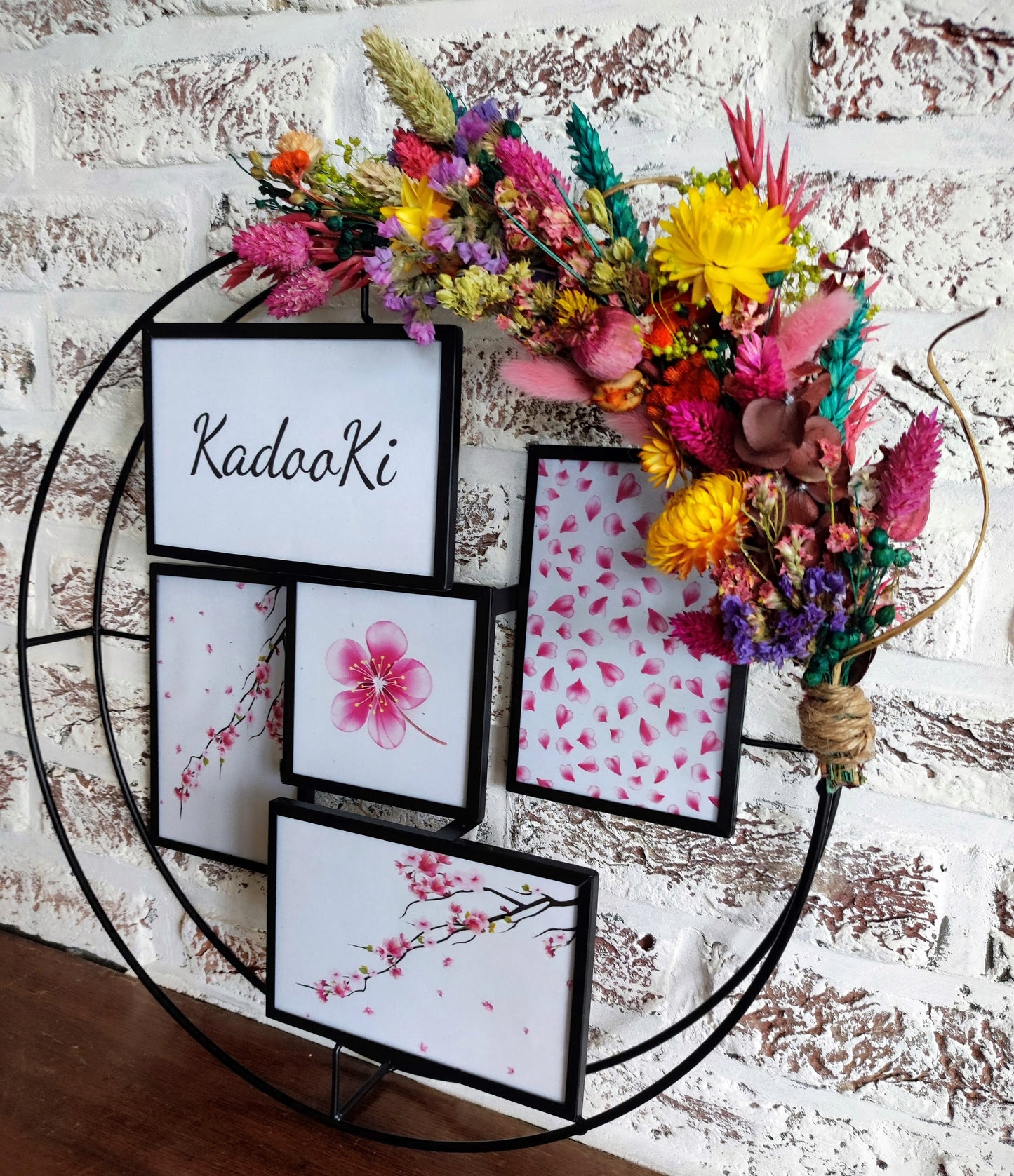 Decoratieve ronde Fotokader met droogbloemen